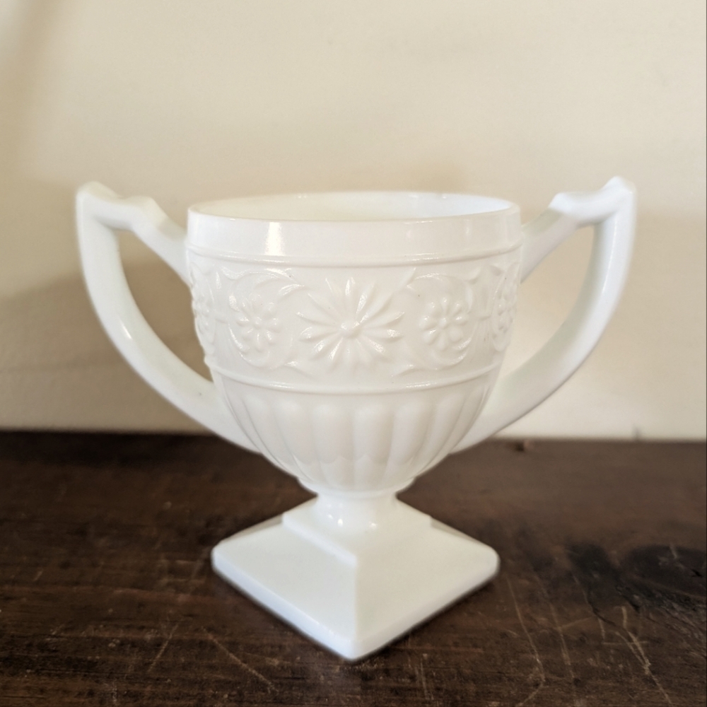 Indiana Milk Glass Daisy Open Sugar Bowl Vintage Mid Century Modern Decor Handle